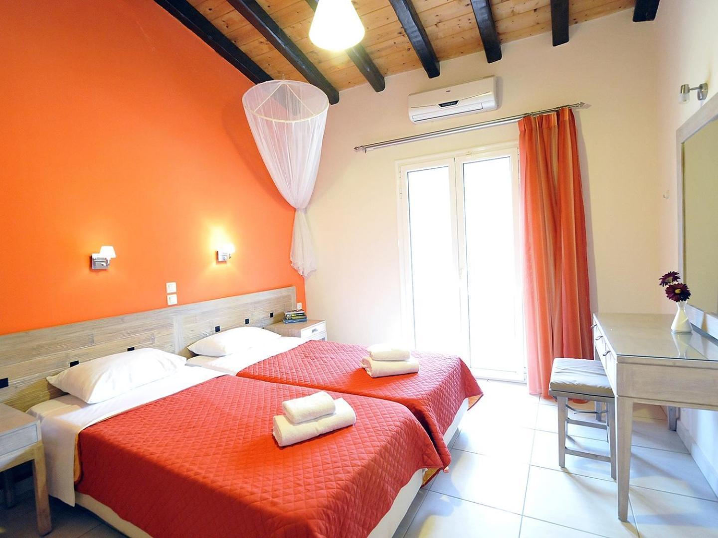 Pyramid City Apartments Agios Spyridon  Ngoại thất bức ảnh
